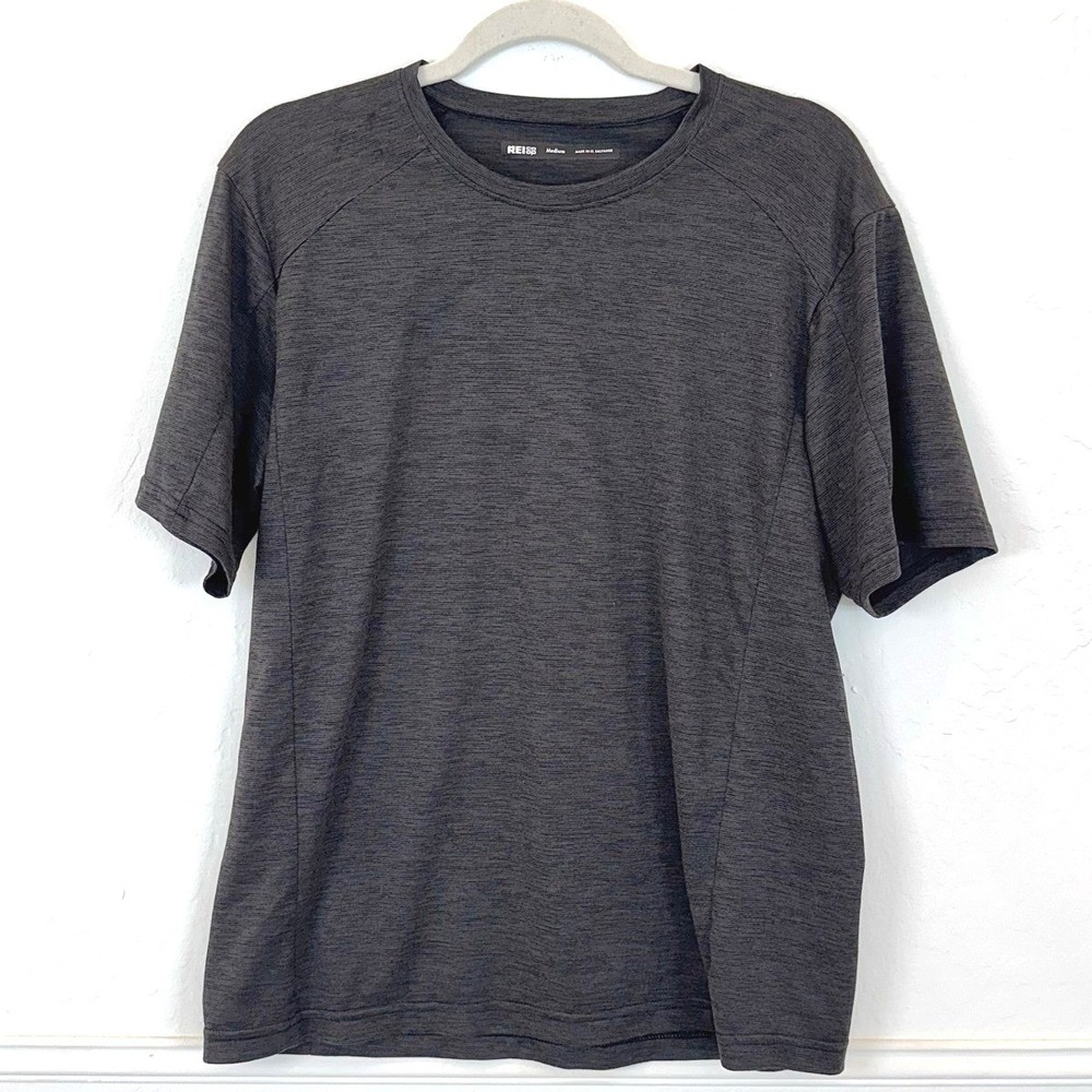 REI Co-op Performance T-Shirt Mens Medium Gray Active Hiking Running Gorpcore
